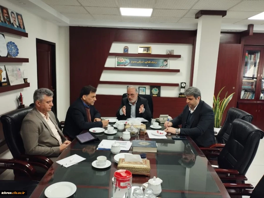 تجهیز و توسعه فضاهای آموزشی دانشگاه 
 2