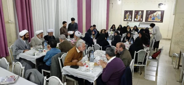 دانشگاه مسیر خوبی را طی می کند و در آینده ی نزدیک به استاندارد ها خواهیم رسید 5