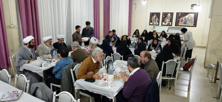 دانشگاه مسیر خوبی را طی می کند و در آینده ی نزدیک به استاندارد ها خواهیم رسید 5