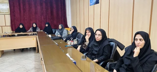 دانشگاه مسیر خوبی را طی می کند و در آینده ی نزدیک به استاندارد ها خواهیم رسید 6