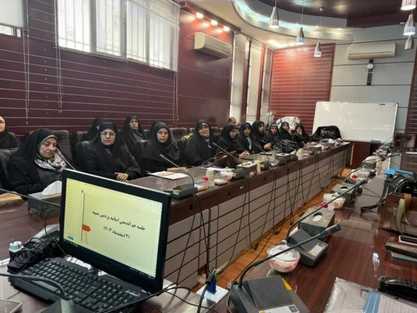 جلسه هم اندیشی اساتید پردیس نسیبه 3