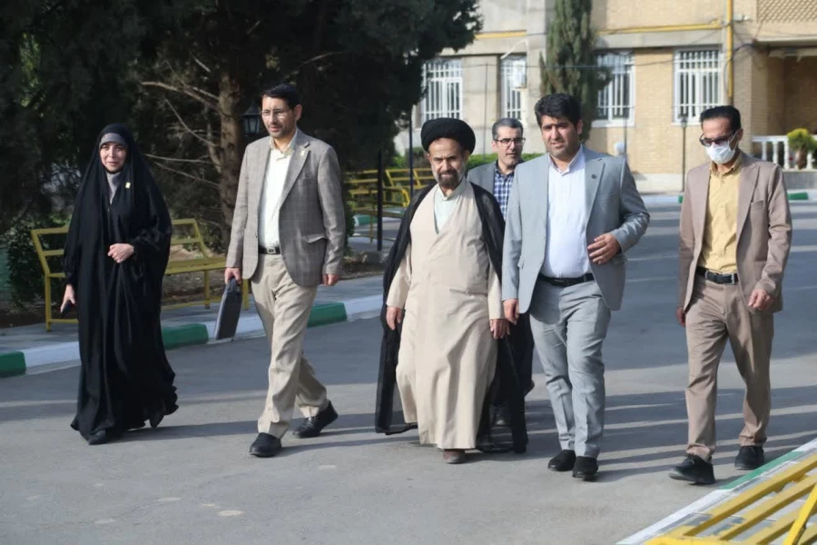 پردیس زینبیه از قدمت و ظرفیت ها ی خوبی برای جذب دانشجویان نخبه برخوردار است 10