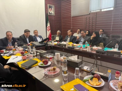  مدیرکل حراست در جمع مدیران گروه آموزشی استان تهران:

وظیفه حراست حفاظت و آرامش محیط های آموزشی و جذب حداکثری است 