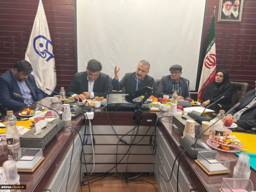 مدیران گروه های آموزشی رهبران آموزش هستند  2