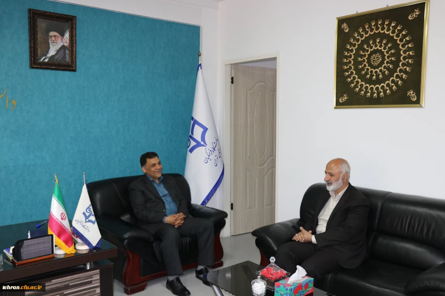 به روز شدن روش های آموزش تربیت معلم وبازنگری بر محتوای آموزشی وتربیتی یکی از ضروریات است 2