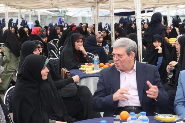 معلمان تراز و اساس تحول جامعه هستند 15