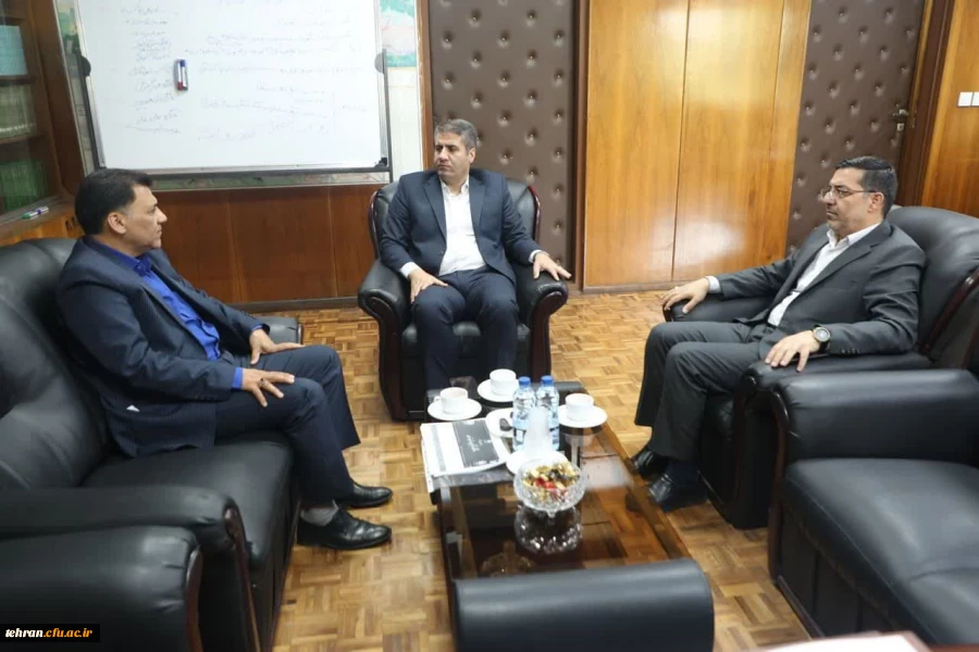 دیدار صمیمی رئیس دانشگاه فرهنگیان استان تهران با مدیرکل آموزش و پرورش شهر تهران: 2