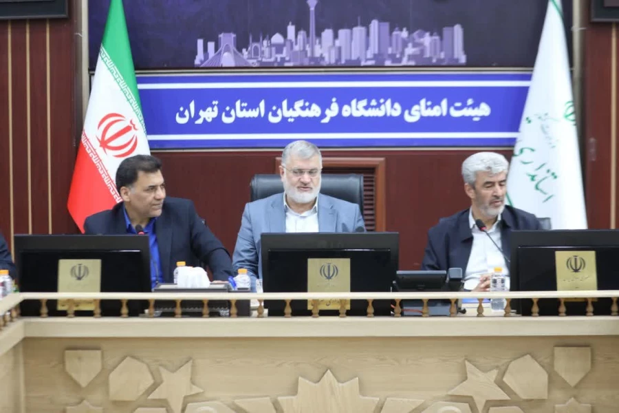 «اگر دانشگاه فرهنگیان تهران با استانداردهای لازم شکل گیرد، بی شک الگویی برای سایر استان ها خواهد بود.» 4