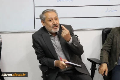 موسی عبادی، عضو هیئت علمی دانشگاه فرهنگیان استان تهران:

ضرورت عدالت آموزشی و نظارت مؤثر بر پایان نامه ها