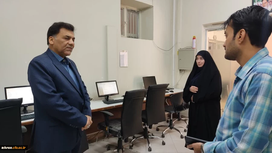 بازدید رییس دانشگاه فرهنگیان استان تهران از دانشکده شهید شرافت 