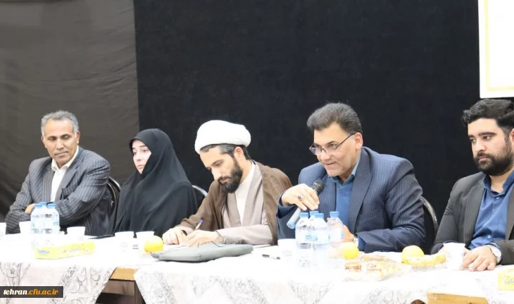 نشست صمیمی دانشجویی به  مناسبت روز دانشجو در دانشکده شهید شرافت

نشست صمیمی دانشجویی به  مناسبت روز دانشجو در دانشکده شهید شرافت

