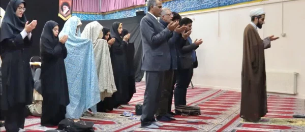 نشست صمیمی دانشجویی به  مناسبت روز دانشجو در دانشکده شهید شرافت

 3