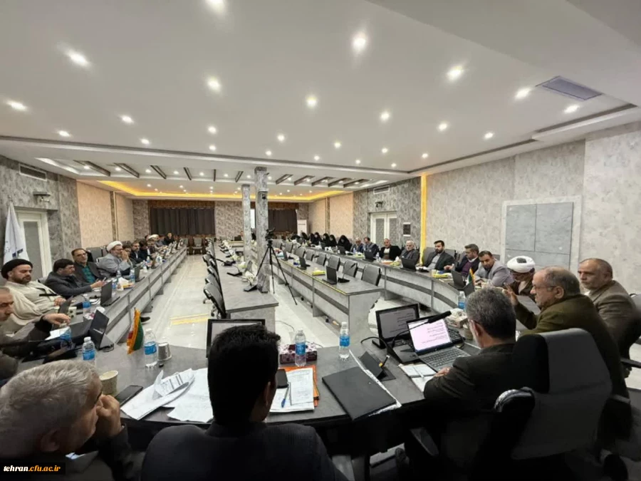 دکتر اسدالله اسدی گرمارودی؛
در مراسم اختتامیه اجلاس سراسری مسؤولان بسیج اساتید دانشگاه فرهنگیان 3