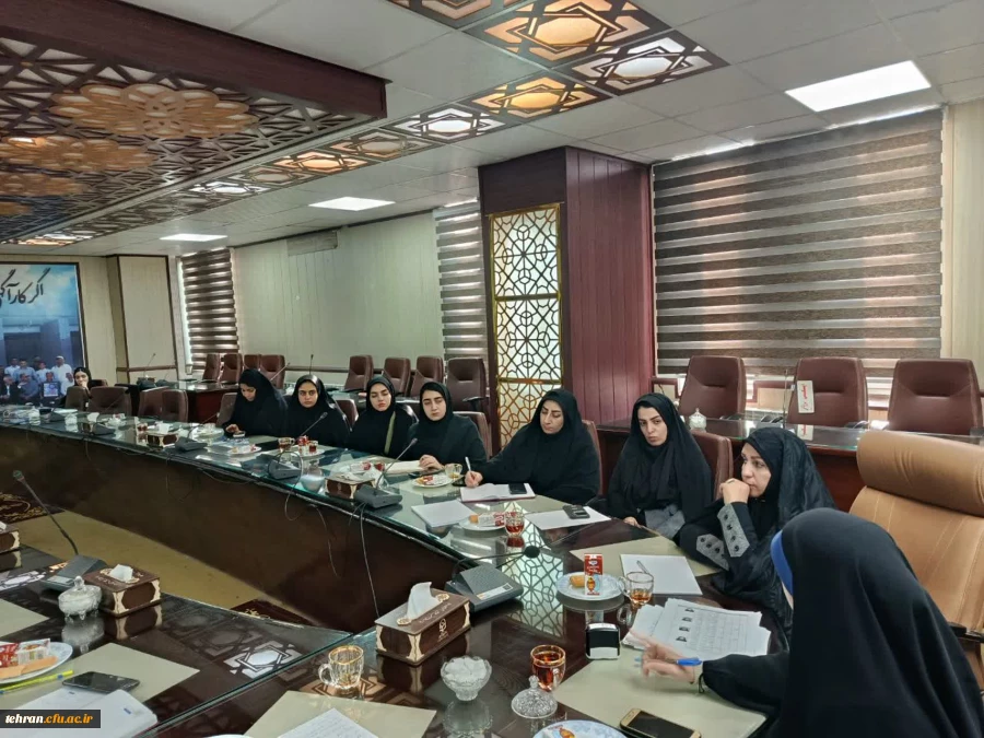 برگزاری جلسه شورای فرهنگی پردیس زینبیه

 2