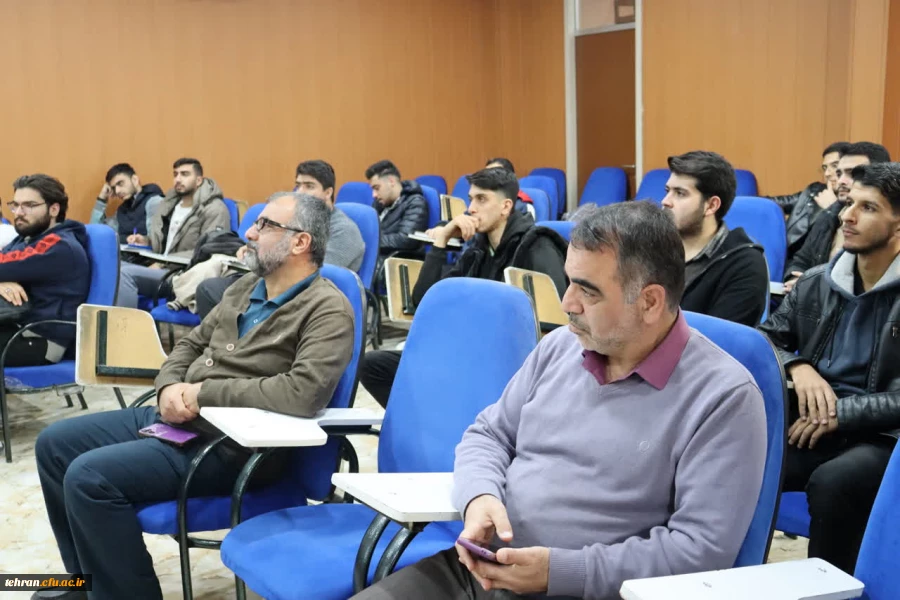 بررسی مسائل آموزش هندسه در هفته پژوهش

 3