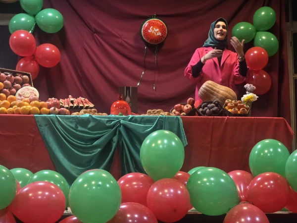 جشن شب یلدا در خوابگاه های باقرالعلوم و شهید شرافت

 4