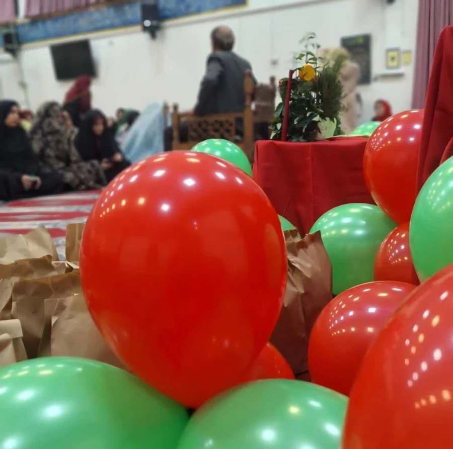 جشن شب یلدا در خوابگاه های باقرالعلوم و شهید شرافت

 5