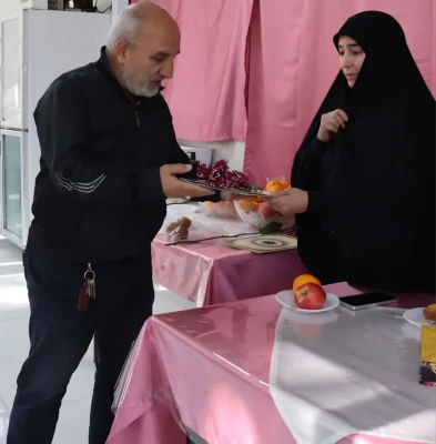 تجلیل از همکاران به مناسبت روز مرد در دانشکده شهید شرافت

 4