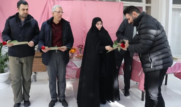 تجلیل از همکاران به مناسبت روز مرد در دانشکده شهید شرافت

 6