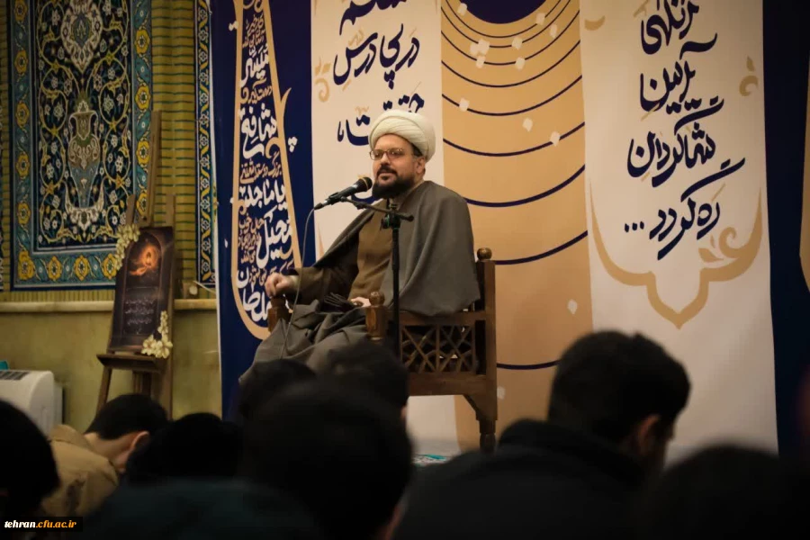 حضورپرشکوه دانشجو معلمان در مراسم معنوی اعتکاف  15