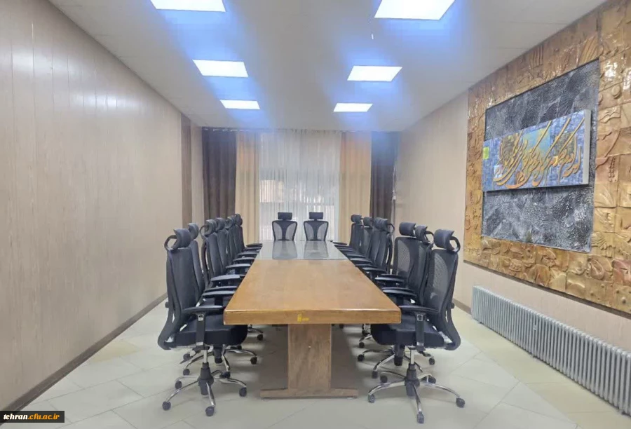 احداث و راه اندازی سالن جلسات گروه های آموزشی، دفاع پایان نامه و سمینار در دانشکده شهید شرافت

 2