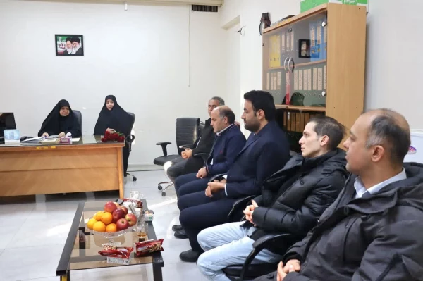 تقدیر از نیروهای حفاظت فیزیکی به پاس تلاش های شبانه روزی در دانشکده شهید شرافت 

 7