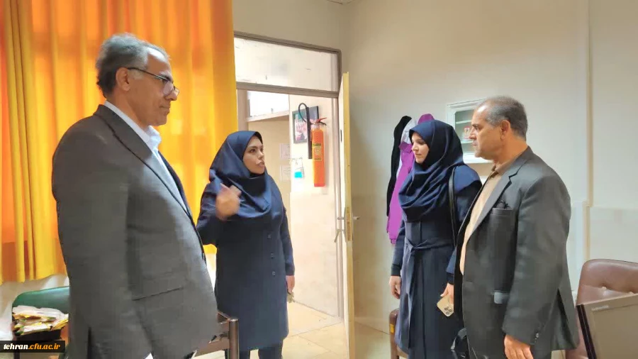 بازدید معاون پژوهش دانشگاه فرهنگیان استان تهران از آزمایشگاه ها و کارگاه های دانشکده شهید شرافت

 8