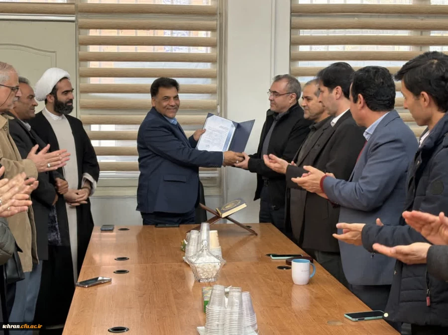 جلسه معارفه آقای دکتر  وحید نقدی دورباطی بعنوان رئیس دانشکده علوم اجتماعی و هنر  دانشگاه فرهنگیان استان تهران
 2