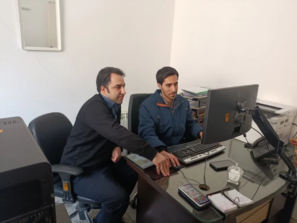 حضور تیم پشتیبانی ( آموزش، فناوری، حراست و خدمات )در ایام غیرحضوری و مجازی شدن امتحانات نیمسال اول ۱۴۰۴
 8