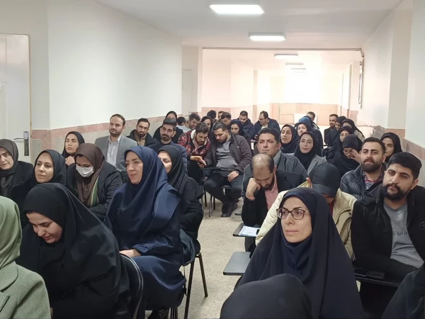 کارگاه تخصصی "مخاطرات محیطی و تاب آوری اجتماعی" در مرکز شهدای کیلان برگزار شد.

 3