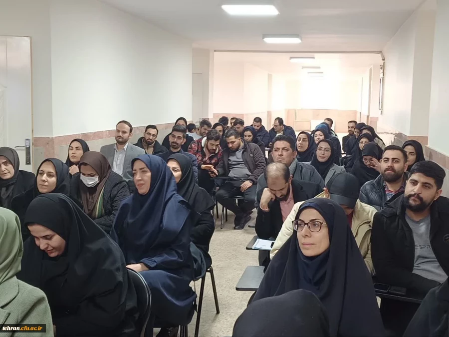 کارگاه تخصصی "مخاطرات محیطی و تاب آوری اجتماعی" در مرکز شهدای کیلان برگزار شد.

 3
