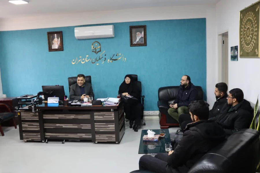   جلسه هماهنگی اعزام دانشجومعلمان به سفر معنوی ـ معرفتی راهیان نور برگزار شد
 3