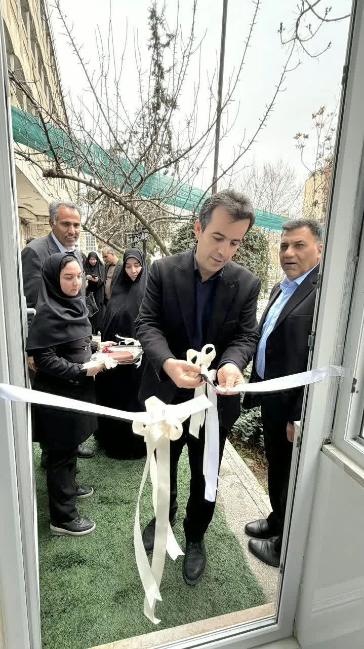 دهه فجر و آیین افتتاح ۱۴ پروژه در دانشکده شهید شرافت

 5
