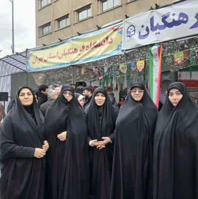 دانشکده شهید شرافت میزبان غرفه دانشگاه فرهنگیان تهران در راهپیمایی سالگرد پیروزی انقلاب اسلامی 5