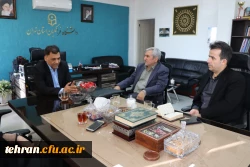 نشست صمیمی با خیرین موقوفه خاندان مهاجری با هدف توسعه فضا و تجهیزات دردانشکده پیشوای زینبیه

 2
