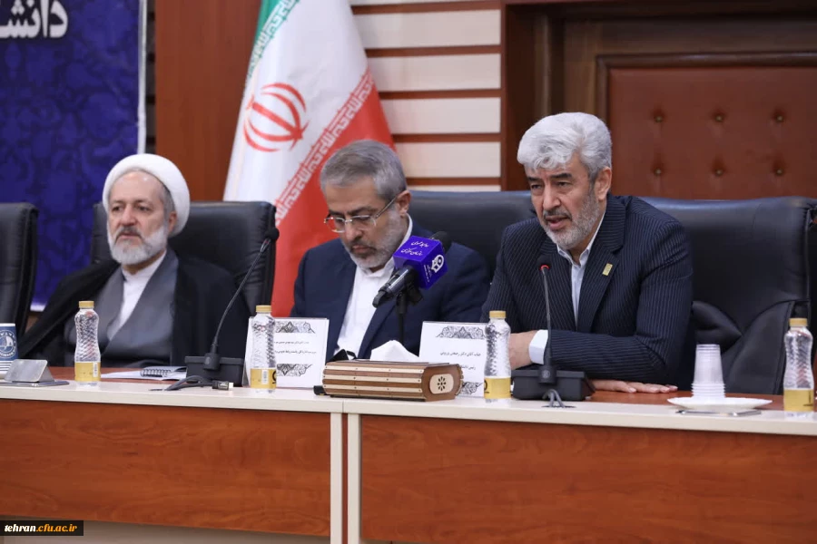 رئیس دانشگاه فرهنگیان در گردهمایی روسای دانشگاه های دانشگاه فرهنگیان سراسر کشور:

 5