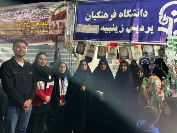 فعالیت موکب قرارگاه جهادی فرهنگی پردیس زینبیه 
  2